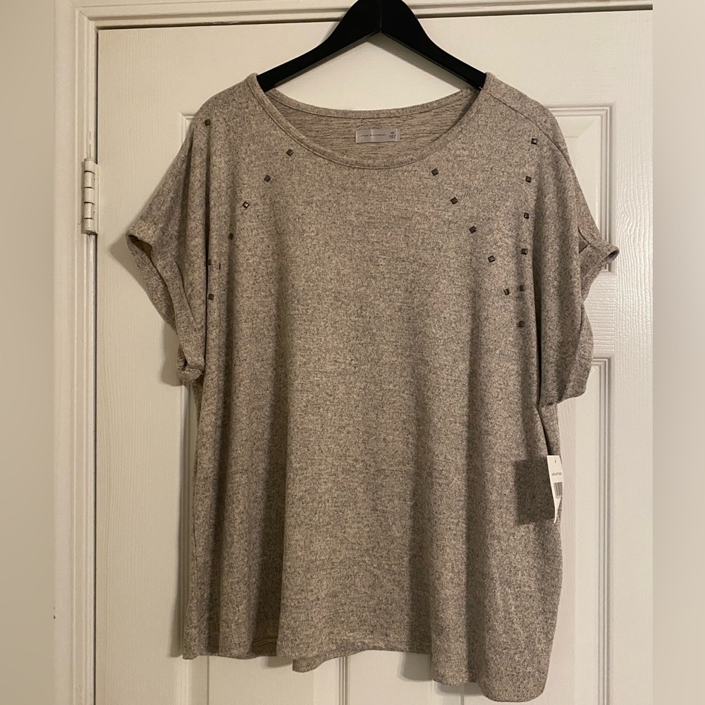 Linda Matthews. Women’s Relaxed Short Sleeve Top. Gray. Pullover. 3X. NWT.